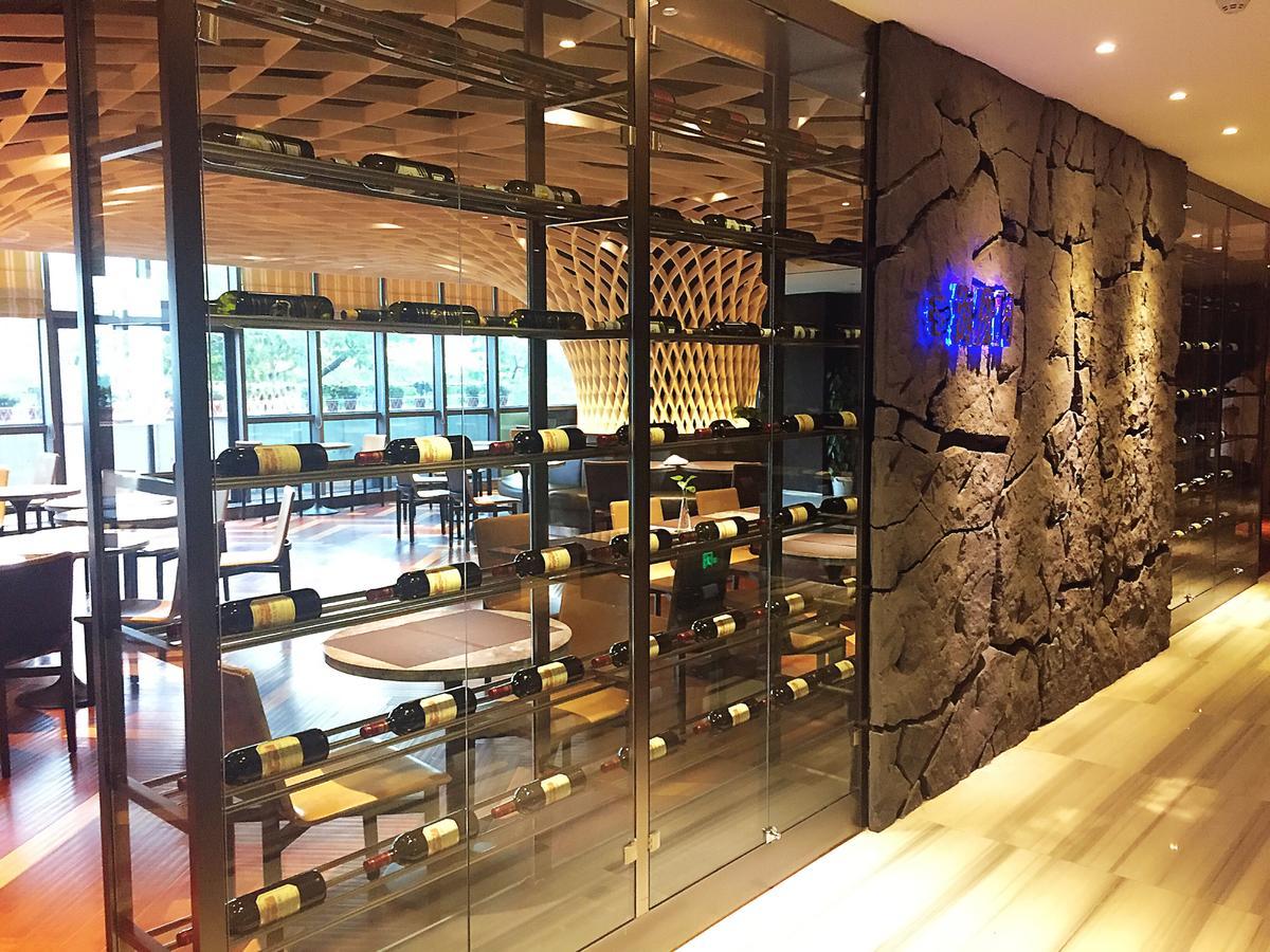 Haijun Hotel -Free Canton Fair Shuttle Bus Exterior foto